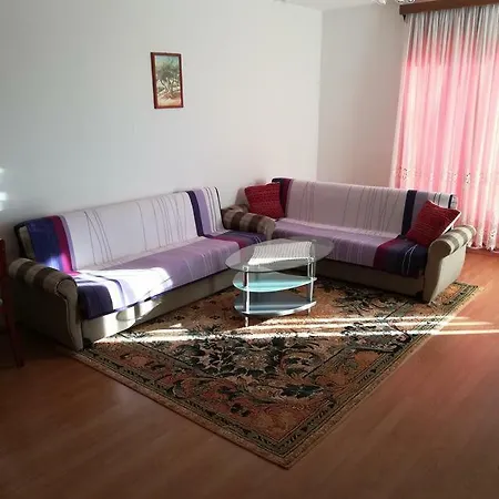 Guest house With A Parking Space Vinez 14473 Labin (Istria)